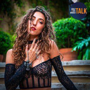 Dominatrix Queen Lo is this Week’s Guest on Adult Site Broker Talk